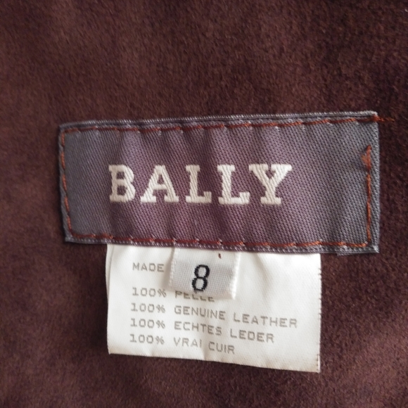 Bally of Switzerland made in italy shearling coat. - Picture 2 of 2